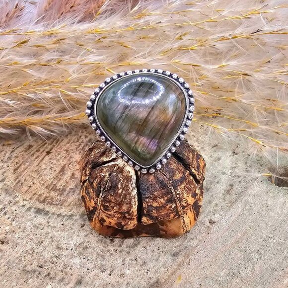 Nature Labradorite Triangular Shape 925 Ring ( Size 10) - Picture 5 of 10